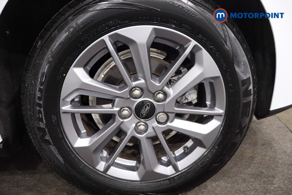 Ford Focus Titanium Manual Petrol Hatchback - Stock Number (1565203) - 12th supplementary image