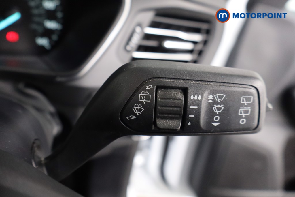 Ford Focus Titanium Manual Petrol Hatchback - Stock Number (1565203) - 18th supplementary image