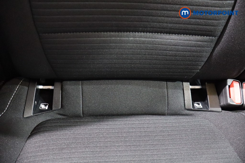 Ford Focus Titanium Manual Petrol Hatchback - Stock Number (1565203) - 26th supplementary image