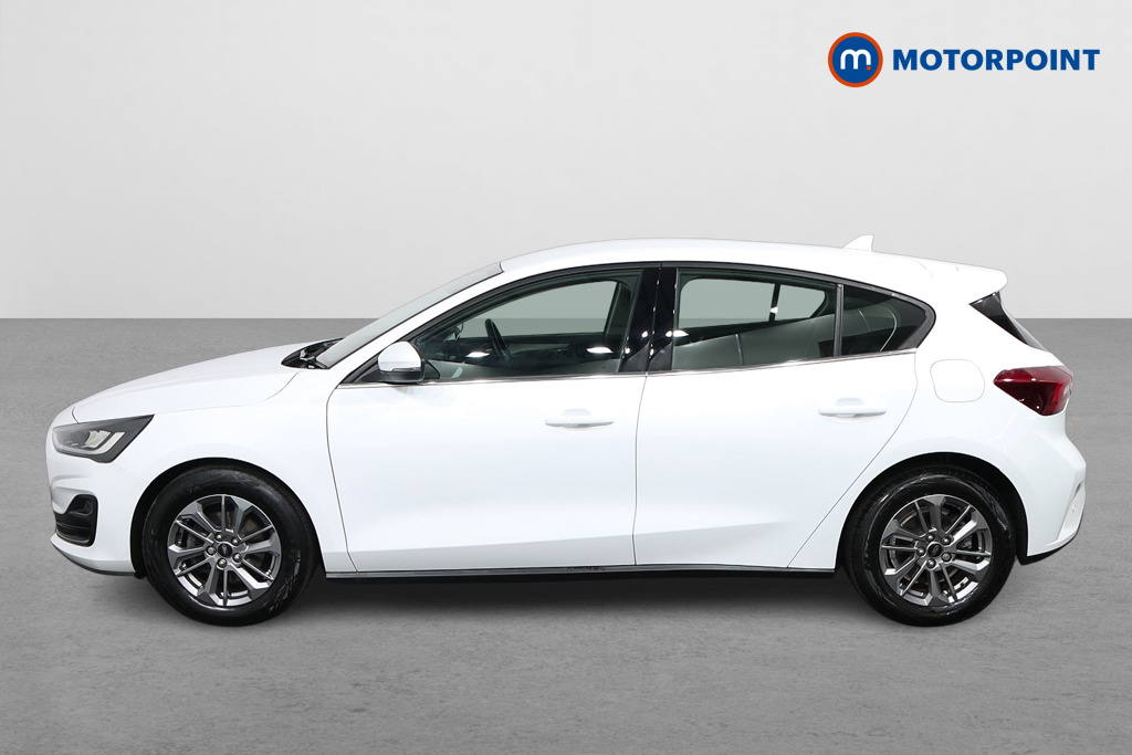 Ford Focus Titanium Manual Petrol Hatchback - Stock Number (1565203) - Passenger side