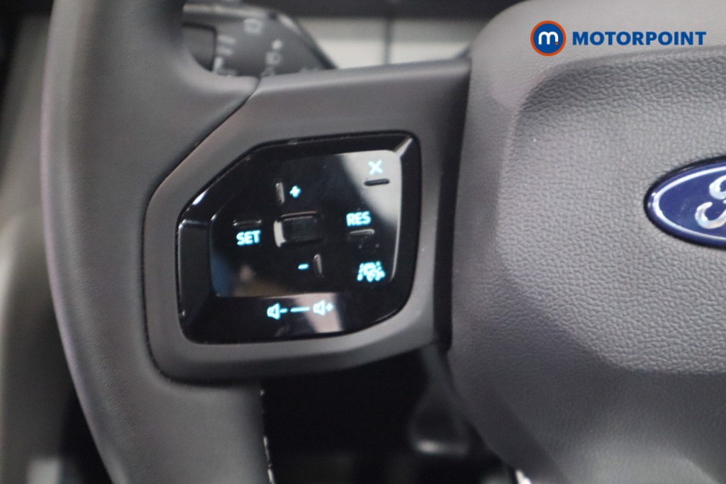 Ford Explorer Premium Automatic Electric SUV - Stock Number (1565218) - 7th supplementary image