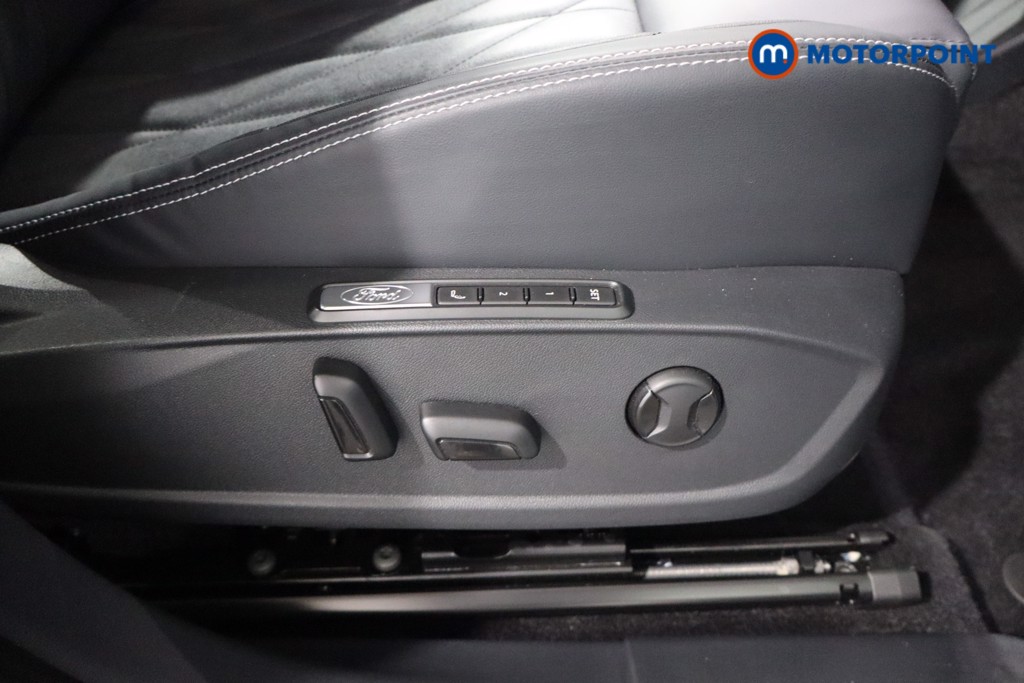 Ford Explorer Premium Automatic Electric SUV - Stock Number (1565218) - 21st supplementary image