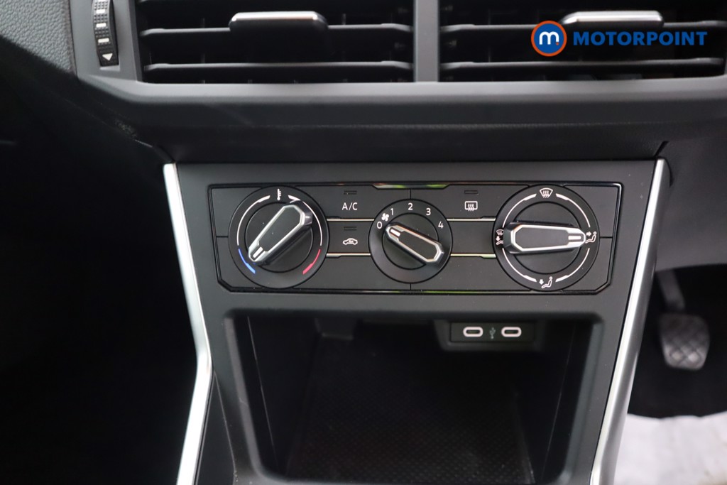 Volkswagen Polo Life Manual Petrol Hatchback - Stock Number (1565365) - 14th supplementary image