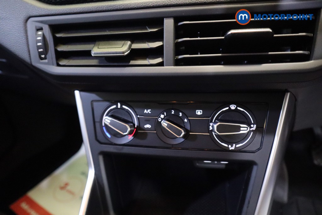 Volkswagen Polo Life Manual Petrol Hatchback - Stock Number (1565380) - 5th supplementary image