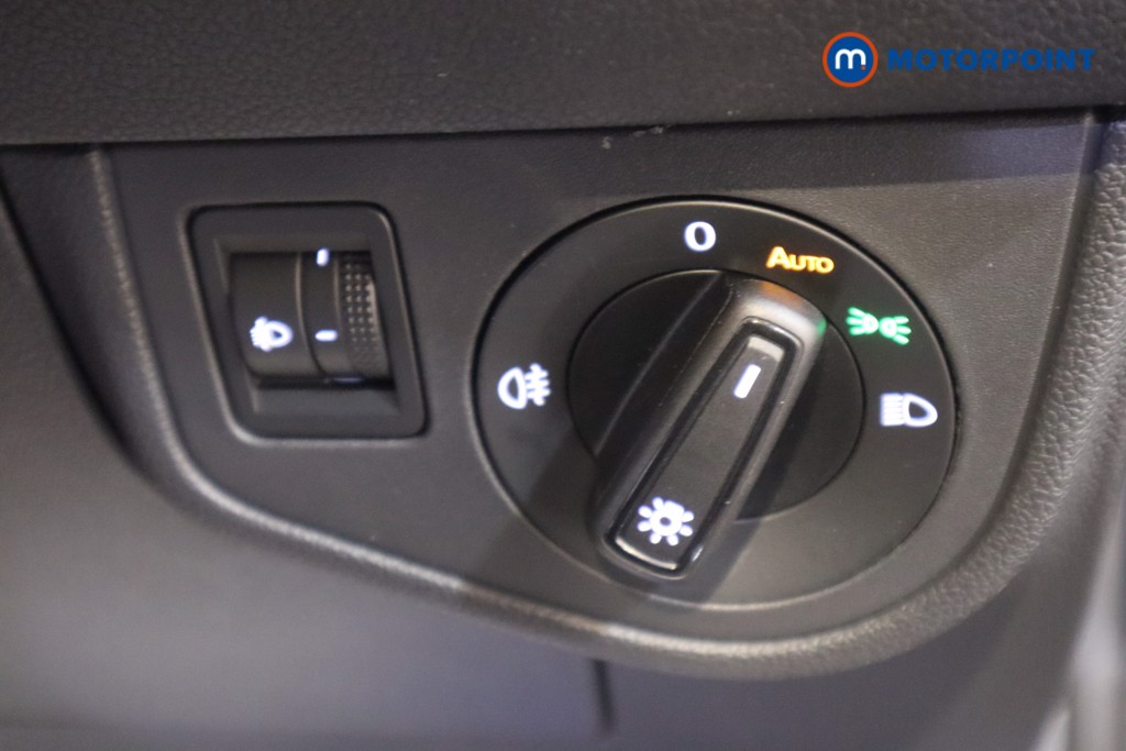 Volkswagen Polo Life Manual Petrol Hatchback - Stock Number (1565380) - 10th supplementary image