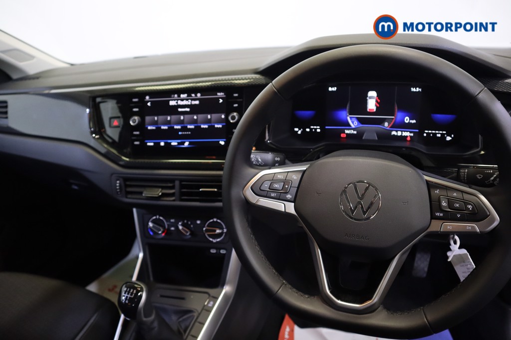Volkswagen Polo Life Manual Petrol Hatchback - Stock Number (1565380) - 1st supplementary image