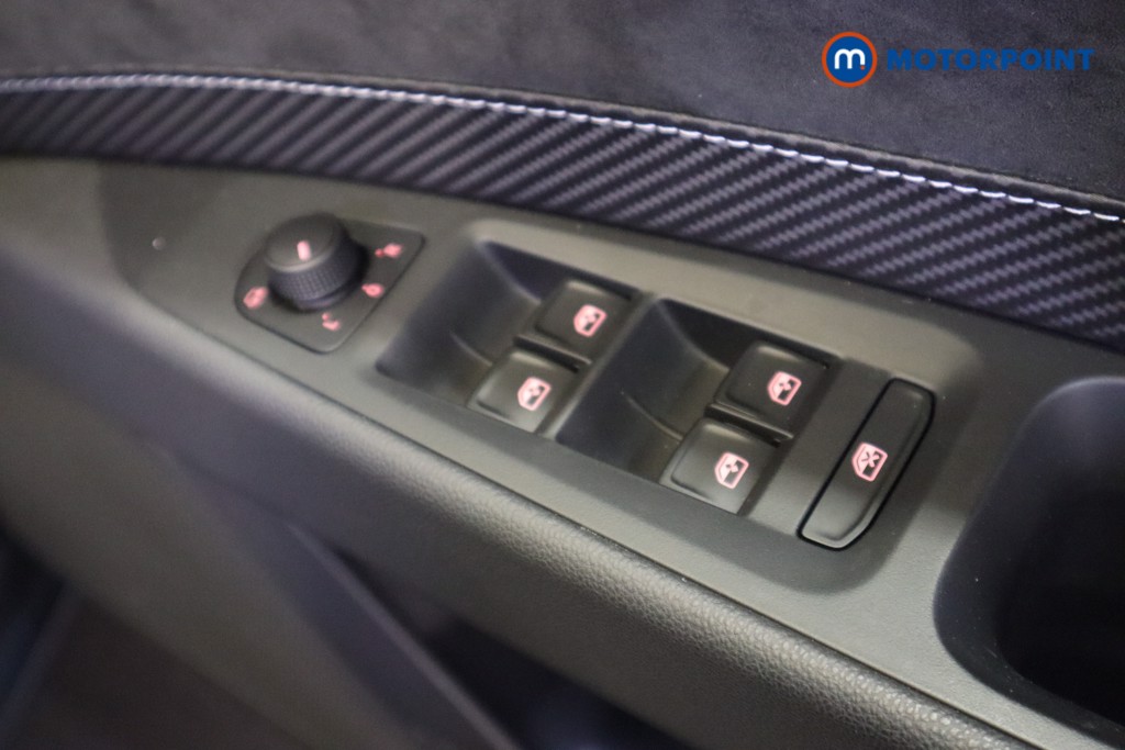 Seat Leon Cupra Automatic Petrol Hatchback - Stock Number (1565598) - 9th supplementary image