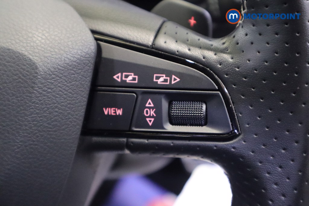 Seat Leon Cupra Automatic Petrol Hatchback - Stock Number (1565598) - 11th supplementary image