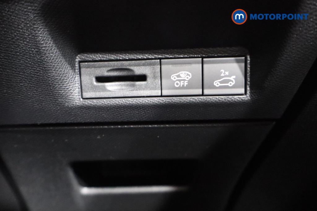 Peugeot 3008 GT Automatic Petrol-Electric Hybrid SUV - Stock Number (1565817) - 16th supplementary image