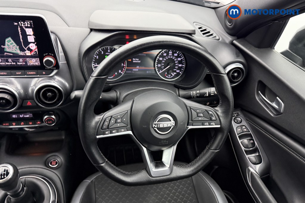 Nissan Juke N-Connecta Manual Petrol SUV - Stock Number (1566089) - 3rd supplementary image
