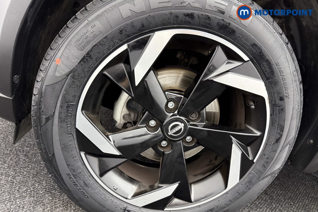 Nissan Juke N-Connecta Manual Petrol SUV - Stock Number (1566089) - 29th supplementary image