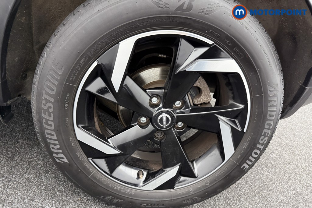 Nissan Juke N-Connecta Manual Petrol SUV - Stock Number (1566089) - 30th supplementary image