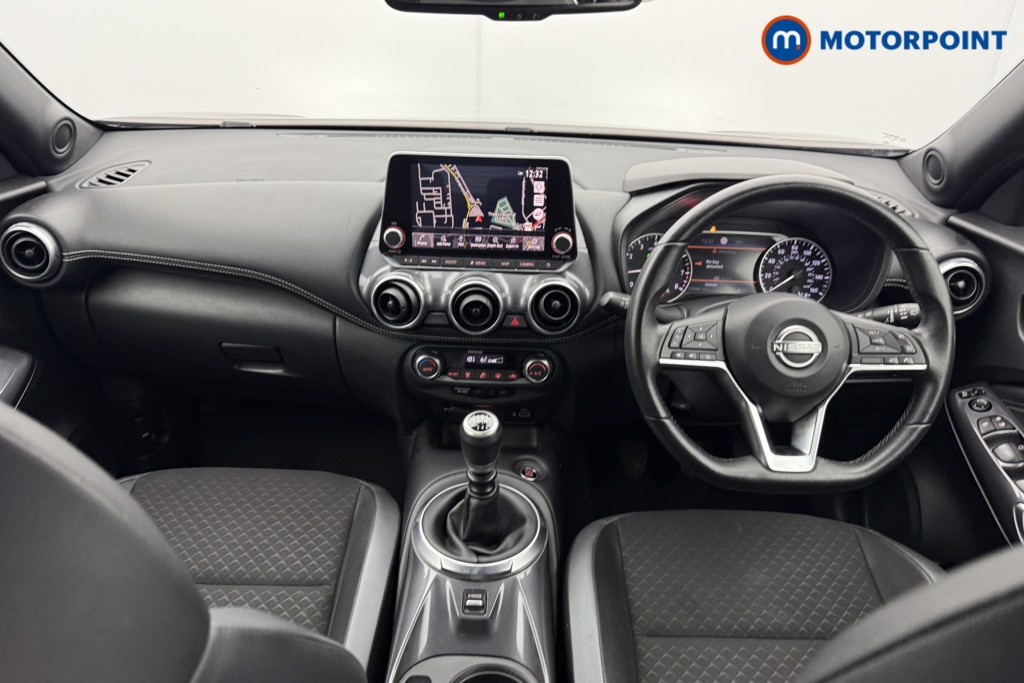 Nissan Juke N-Connecta Manual Petrol SUV - Stock Number (1566089) - 1st supplementary image
