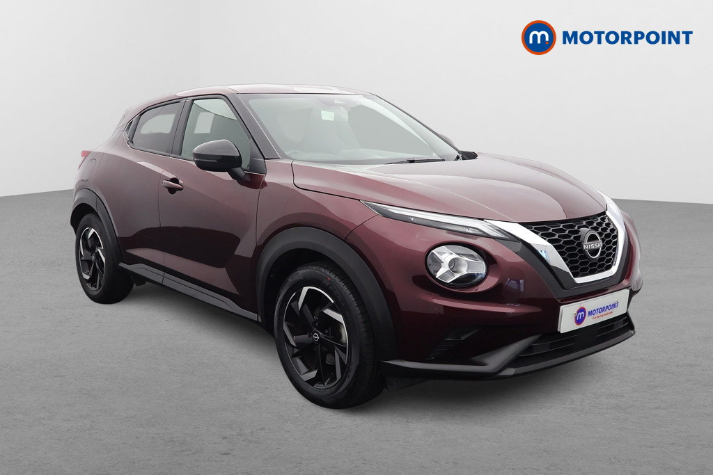 Nissan Juke N-Connecta Manual Petrol SUV - Stock Number (1566089) - Drivers side front corner