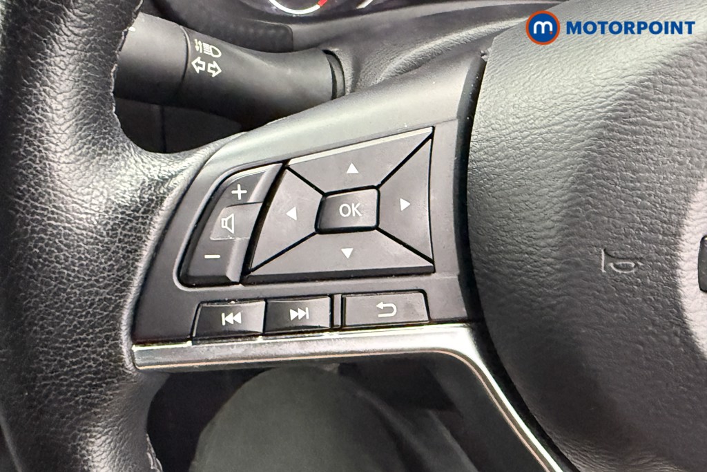Nissan Juke N-Connecta Manual Petrol SUV - Stock Number (1566136) - 11th supplementary image