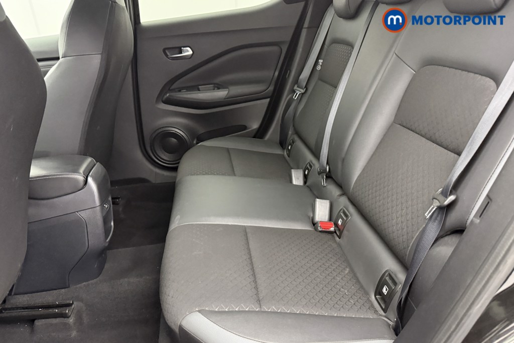 Nissan Juke N-Connecta Manual Petrol SUV - Stock Number (1566136) - 21st supplementary image