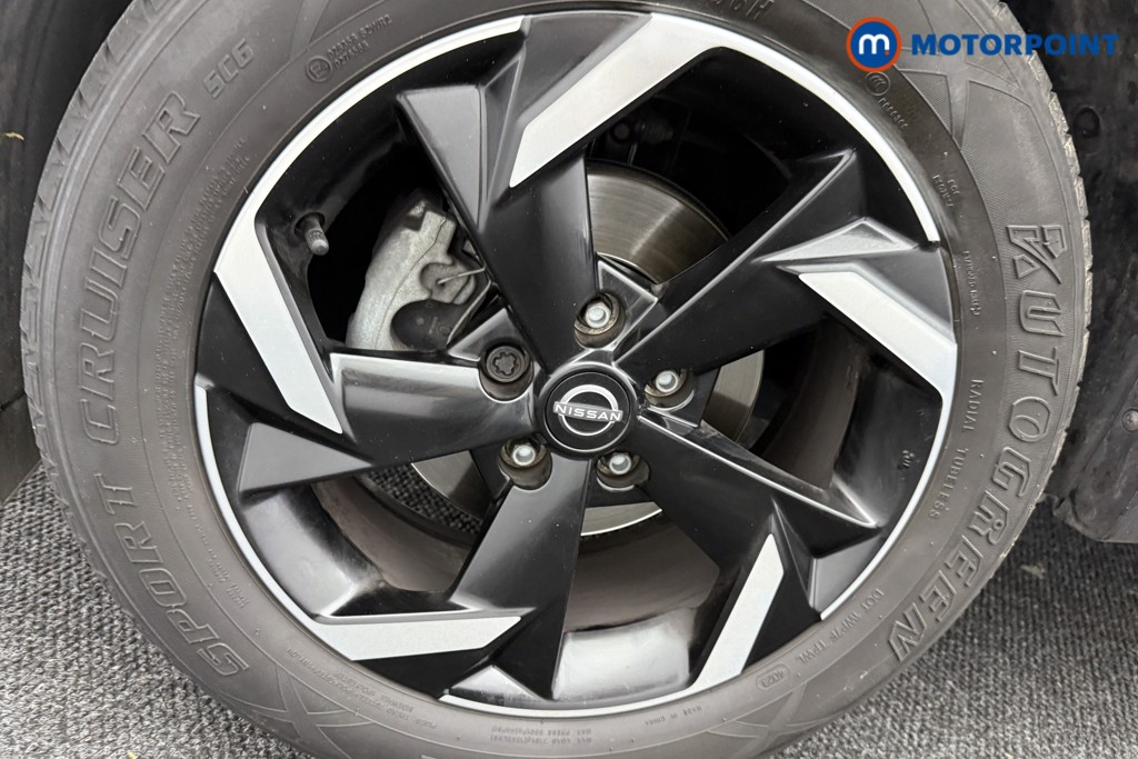 Nissan Juke N-Connecta Manual Petrol SUV - Stock Number (1566136) - 27th supplementary image