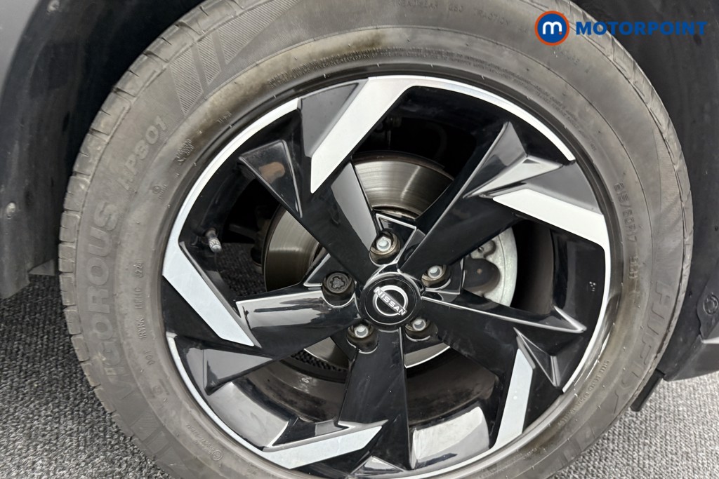 Nissan Juke N-Connecta Manual Petrol SUV - Stock Number (1566136) - 30th supplementary image