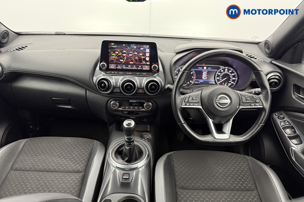Nissan Juke N-Connecta Manual Petrol SUV - Stock Number (1566136) - 1st supplementary image