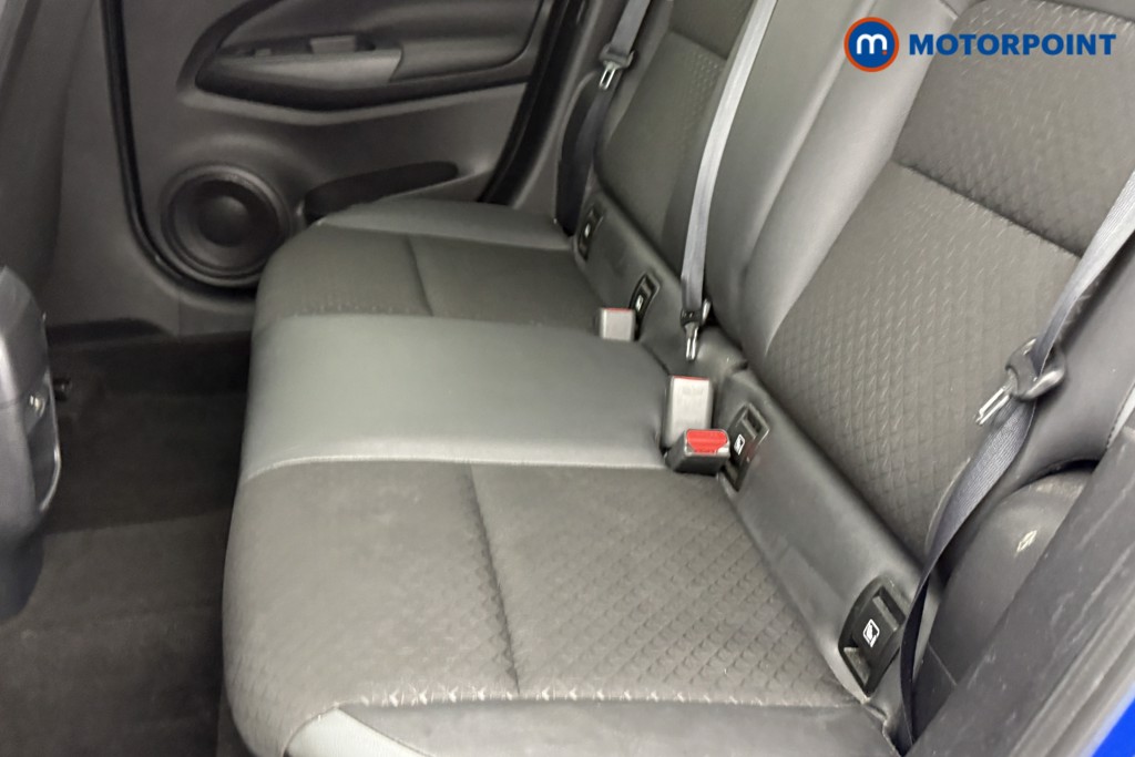 Nissan Juke N-Connecta Manual Petrol SUV - Stock Number (1566139) - 23rd supplementary image
