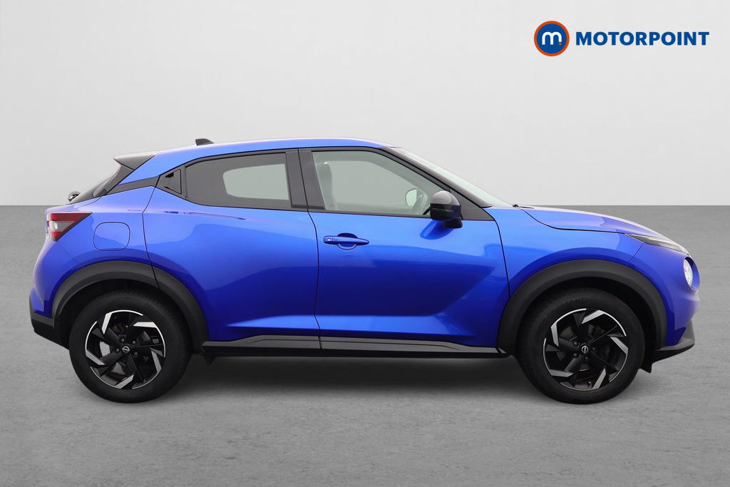 Nissan Juke N-Connecta Manual Petrol SUV - Stock Number (1566139) - Drivers side
