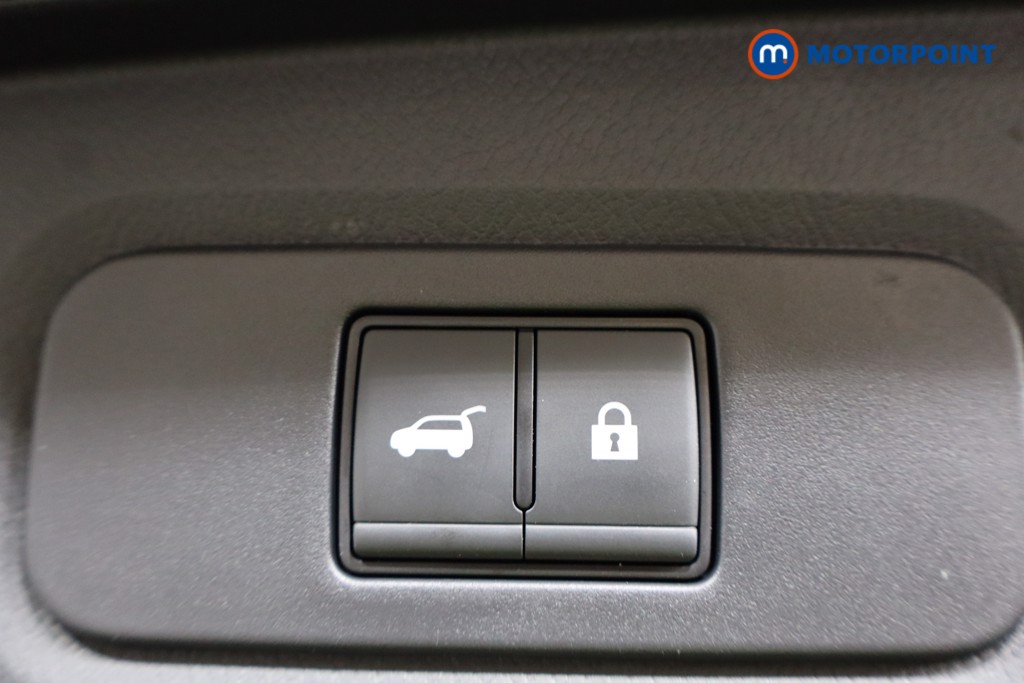 Nissan Qashqai Tekna Automatic Petrol-Electric Hybrid SUV - Stock Number (1566246) - 24th supplementary image