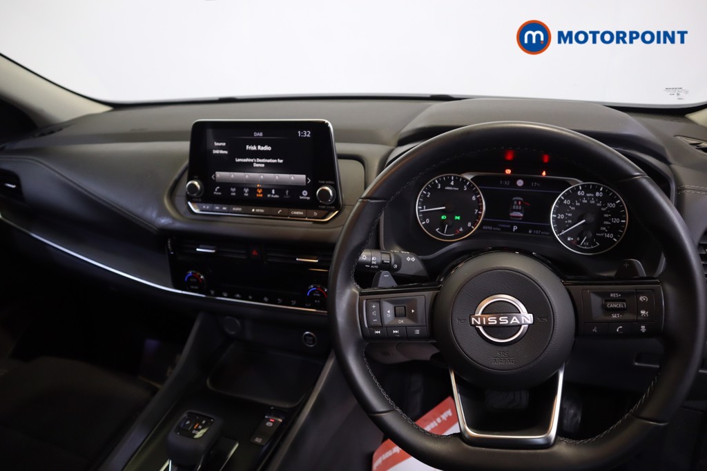 Nissan Qashqai Acenta Premium Automatic Petrol SUV - Stock Number (1566253) - 1st supplementary image