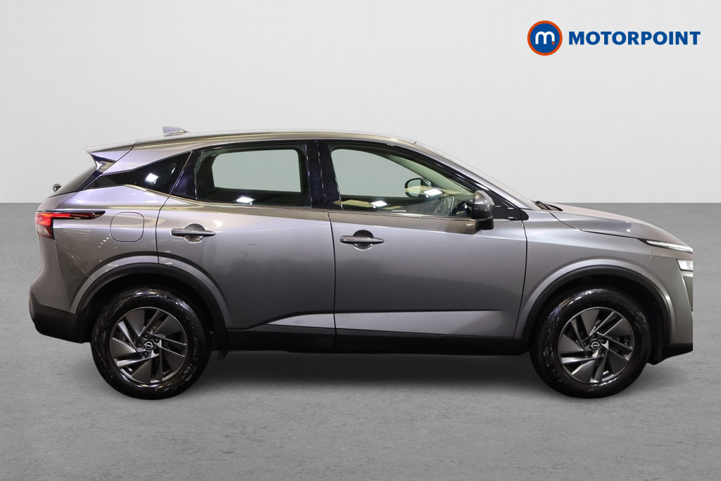 Nissan Qashqai Acenta Premium Automatic Petrol SUV - Stock Number (1566253) - Drivers side