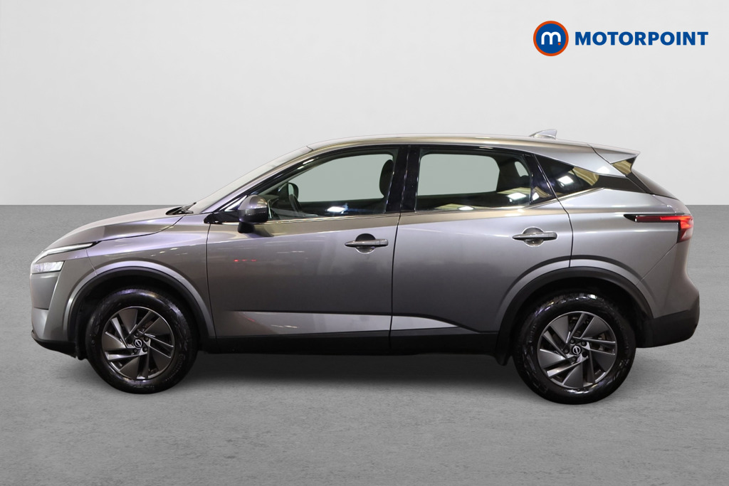 Nissan Qashqai Acenta Premium Automatic Petrol SUV - Stock Number (1566253) - Passenger side