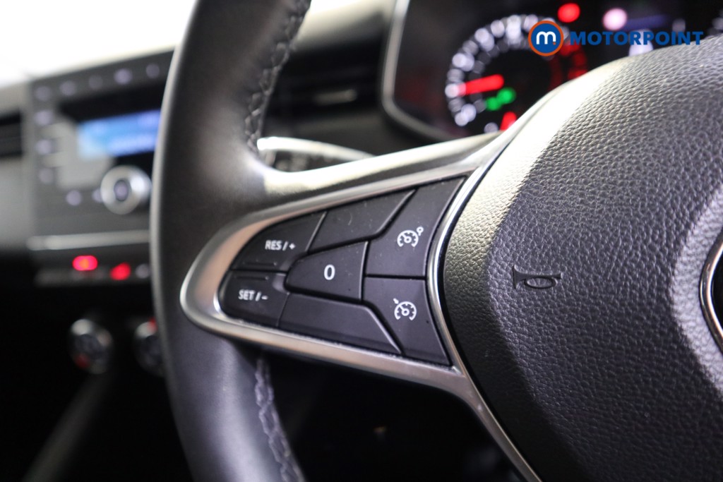 Renault Clio Play Manual Petrol Hatchback - Stock Number (1566798) - 4th supplementary image