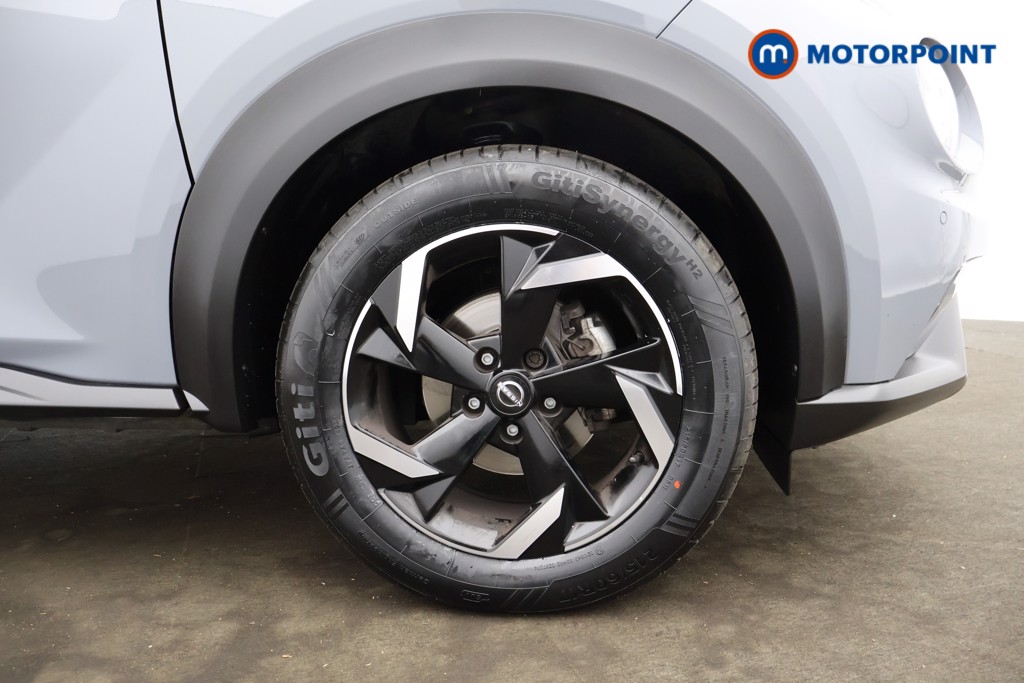 Nissan Juke N-Connecta Manual Petrol SUV - Stock Number (1566913) - 11th supplementary image