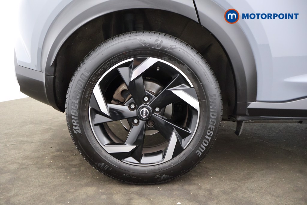 Nissan Juke N-Connecta Manual Petrol SUV - Stock Number (1566913) - 12th supplementary image