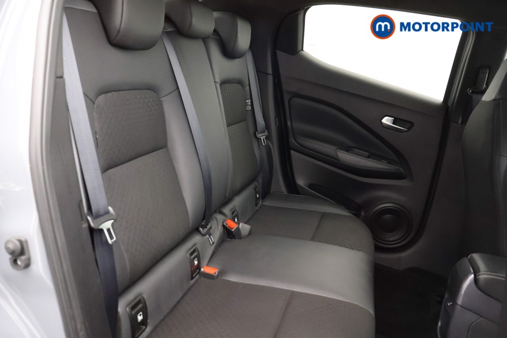 Nissan Juke N-Connecta Manual Petrol SUV - Stock Number (1566913) - 14th supplementary image