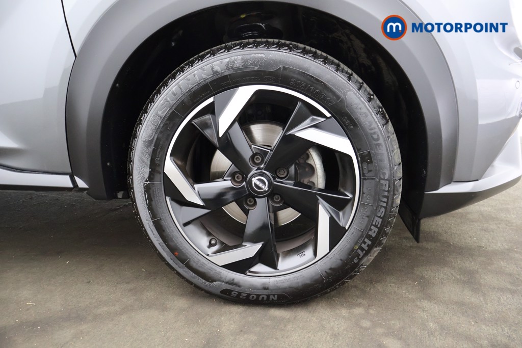 Nissan Juke N-Connecta Manual Petrol SUV - Stock Number (1566916) - 11th supplementary image