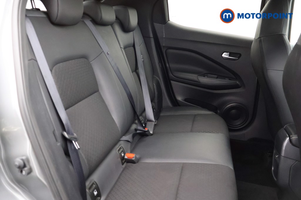 Nissan Juke N-Connecta Manual Petrol SUV - Stock Number (1566916) - 14th supplementary image