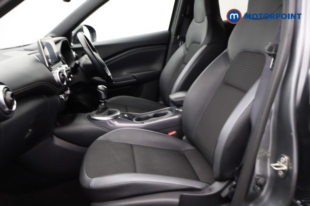 Nissan Juke N-Connecta Manual Petrol SUV - Stock Number (1566916) - 19th supplementary image