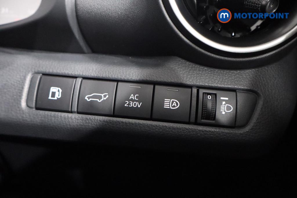 Toyota C-Hr Design Automatic Petrol Plug-In Hybrid SUV - Stock Number (1566950) - 10th supplementary image