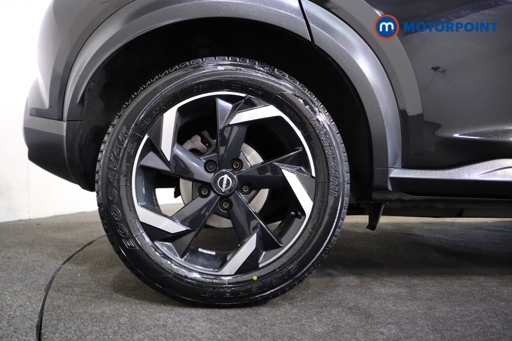 Nissan Juke N-Connecta Manual Petrol SUV - Stock Number (1566958) - 12th supplementary image