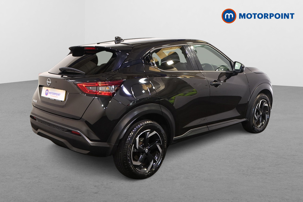 Nissan Juke N-Connecta Manual Petrol SUV - Stock Number (1566958) - Drivers side rear corner