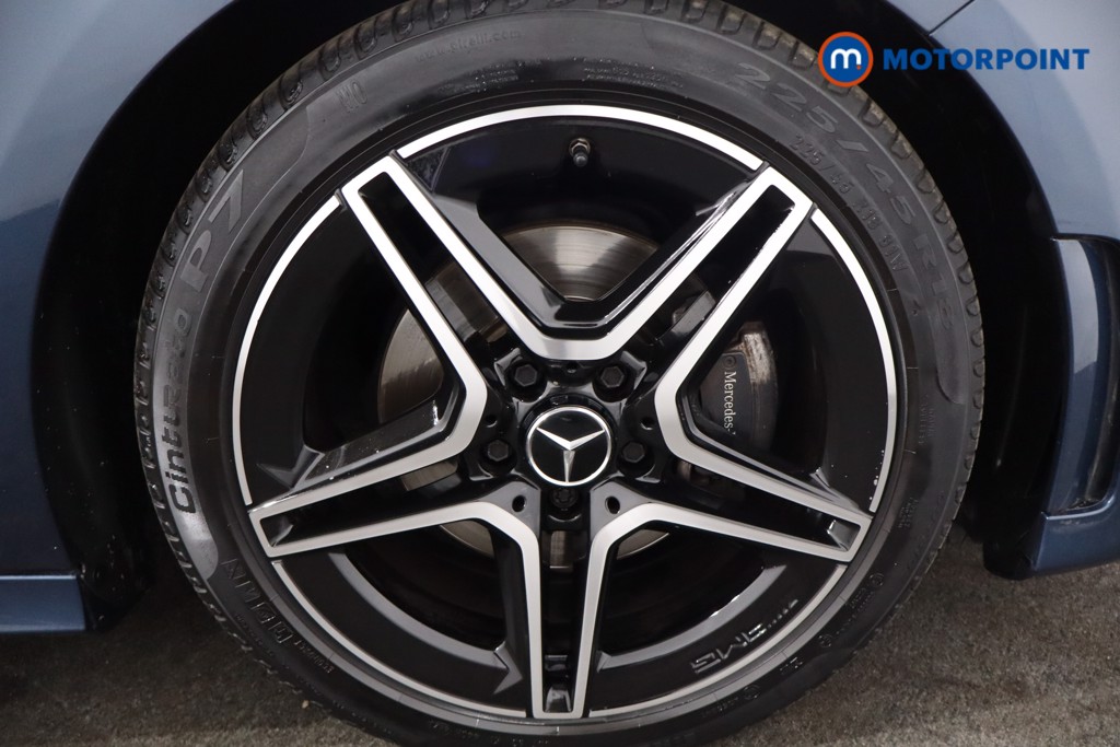 Mercedes-Benz A Class Amg Line Executive Edition Automatic Petrol Hatchback - Stock Number (1567054) - 10th supplementary image