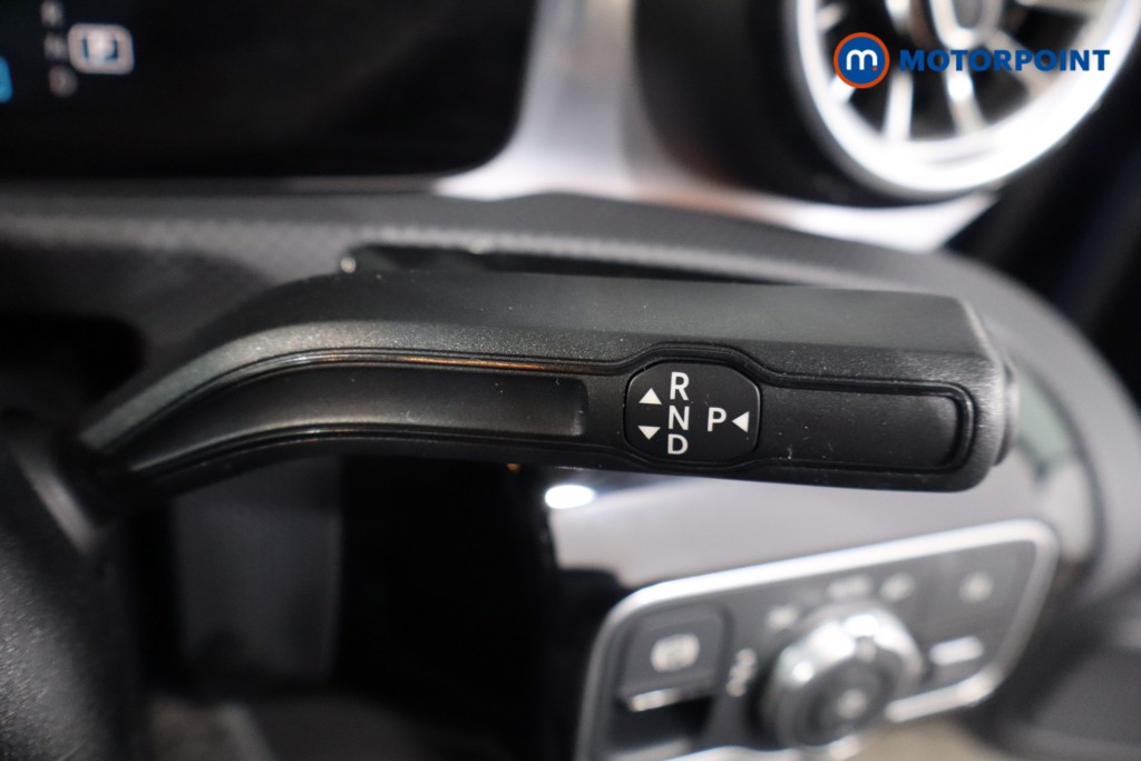 Mercedes-Benz A Class Amg Line Executive Edition Automatic Petrol Hatchback - Stock Number (1567054) - 14th supplementary image