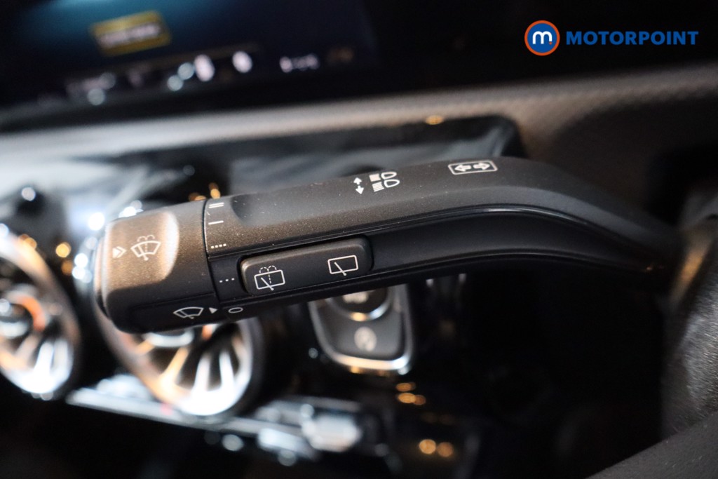 Mercedes-Benz A Class Amg Line Executive Edition Automatic Petrol Hatchback - Stock Number (1567054) - 16th supplementary image