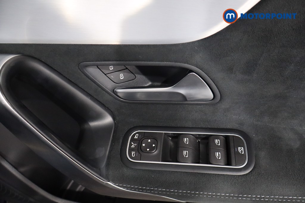 Mercedes-Benz A Class Amg Line Executive Edition Automatic Petrol Hatchback - Stock Number (1567054) - 23rd supplementary image