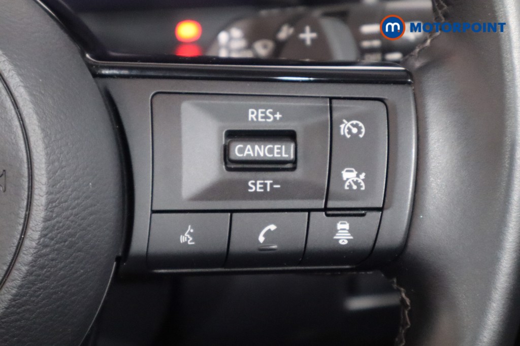 Nissan Qashqai N-Connecta Automatic Petrol SUV - Stock Number (1567246) - 8th supplementary image
