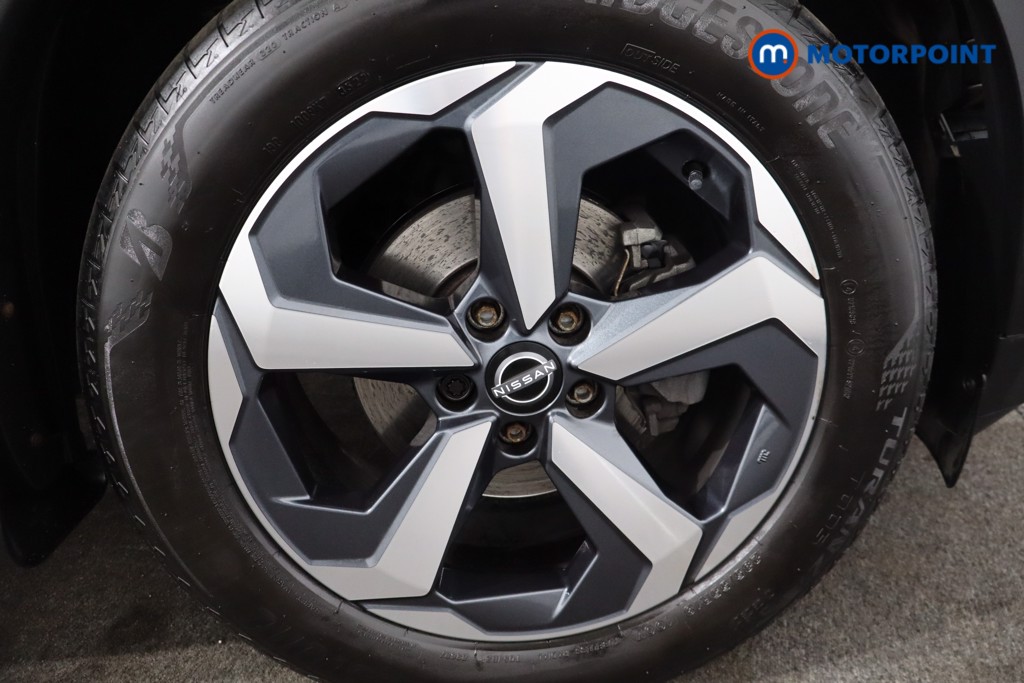 Nissan Qashqai N-Connecta Automatic Petrol SUV - Stock Number (1567246) - 10th supplementary image