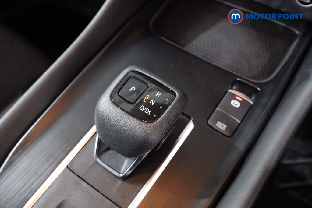 Nissan Qashqai N-Connecta Automatic Petrol SUV - Stock Number (1567246) - 14th supplementary image