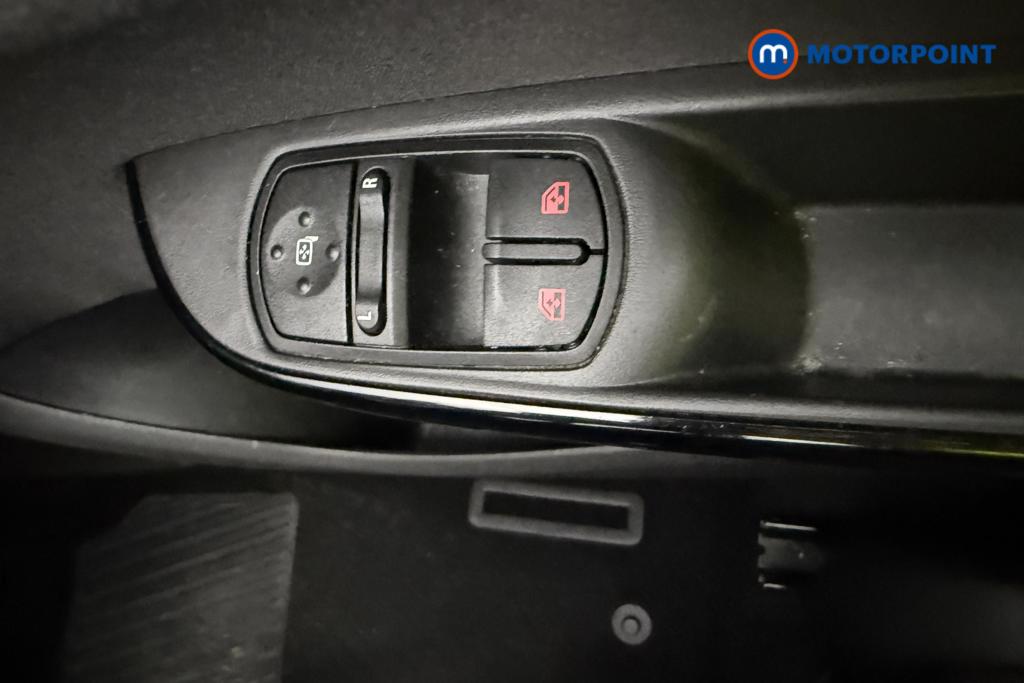 Vauxhall Corsa Limited Edition Manual Petrol Hatchback - Stock Number (1567642) - 12th supplementary image