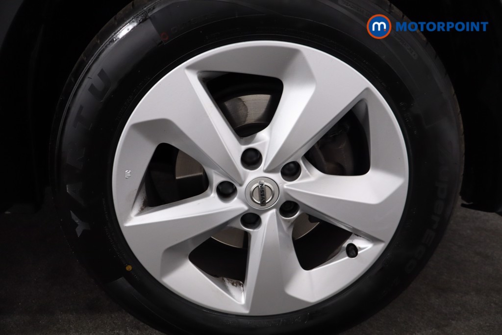 Nissan Qashqai Acenta Premium Manual Petrol SUV - Stock Number (1567747) - 10th supplementary image