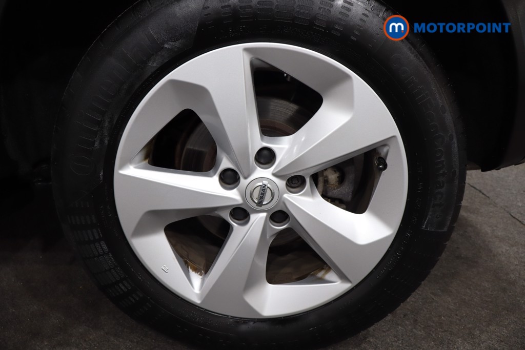 Nissan Qashqai Acenta Premium Manual Petrol SUV - Stock Number (1567747) - 12th supplementary image