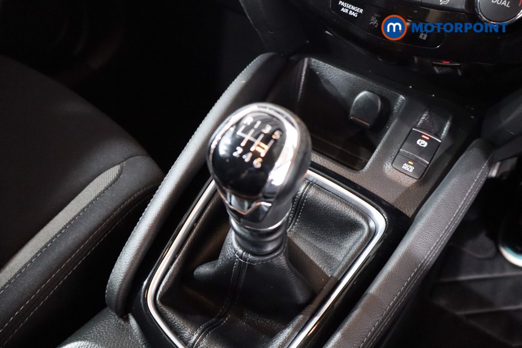 Nissan Qashqai Acenta Premium Manual Petrol SUV - Stock Number (1567747) - 14th supplementary image
